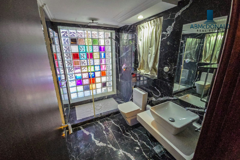 3 BEDROOM VILLA WITH POOL & CANAL ACCESS | FLOATING CITY – AMWAJ ISLANDS | BD1000 (Exclusive) – Slide 9