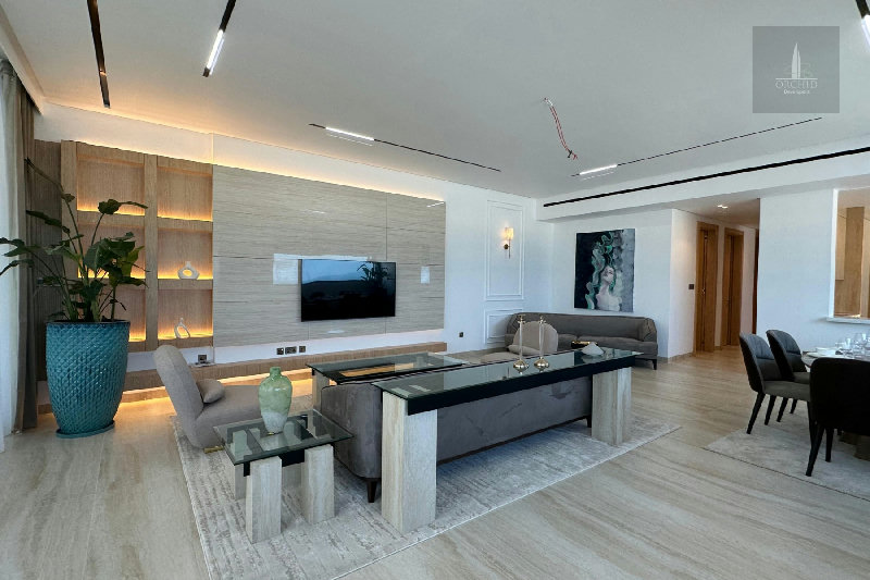 Luxury 3BHK with Private Pool & Garden,Maid's Room, Laundry / Store Room – Slide 4