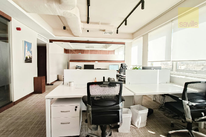 Ready to Move-In Office In The Heart of Manama! – Slide 3