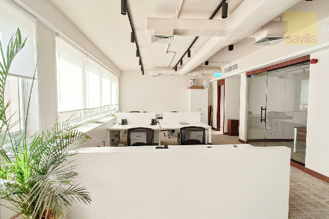 Ready to Move-In Office In The Heart of Manama! – Slide 4