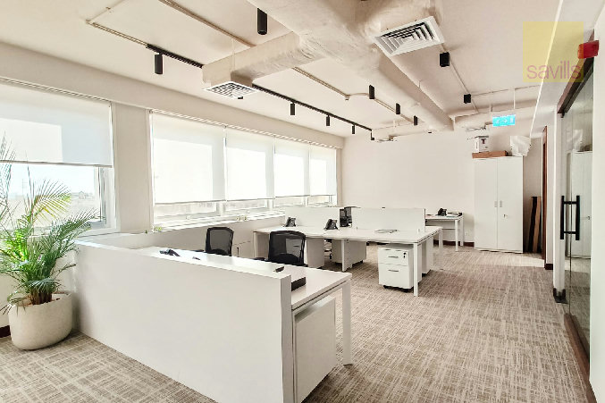 Ready to Move-In Office In The Heart of Manama! – Slide 5