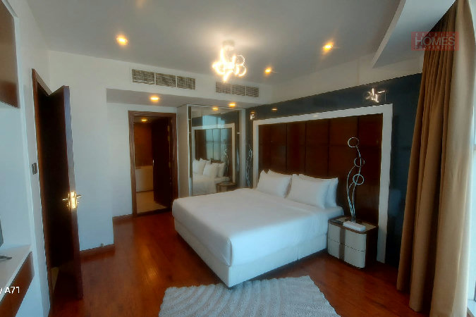 MODERN 2 BED'S WITH SEA VIEW & HOUSE KEEPING – Slide 9