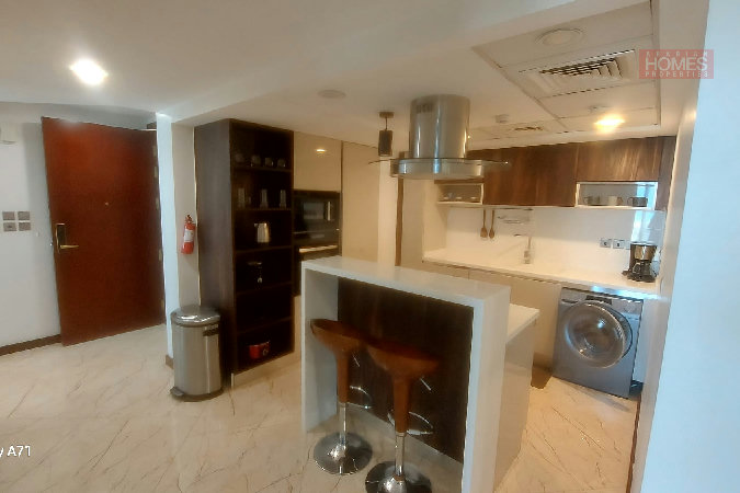 MODERN 2 BED'S WITH SEA VIEW & HOUSE KEEPING – Slide 6