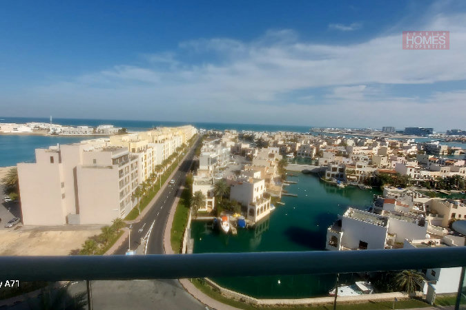 MODERN 2 BED'S WITH SEA VIEW & HOUSE KEEPING – Slide 1