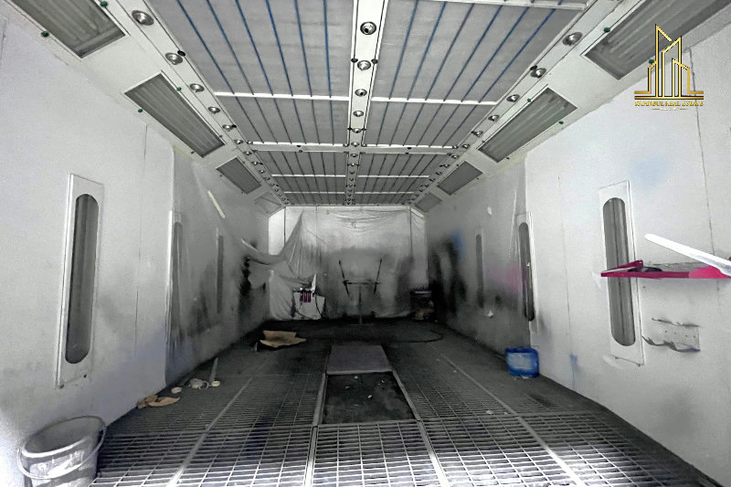 Fully equipped Car Garage for Rent in Salmabad. β Slide 12