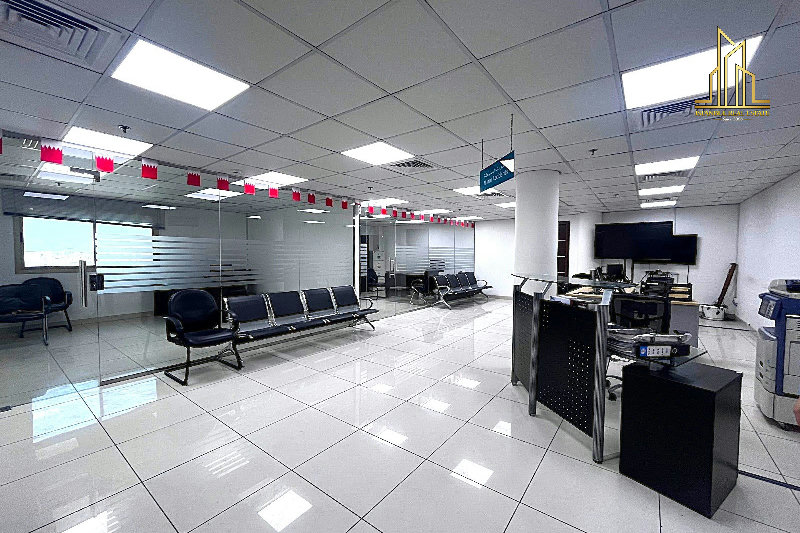 Fully equipped Car Garage for Rent in Salmabad. β Slide 13