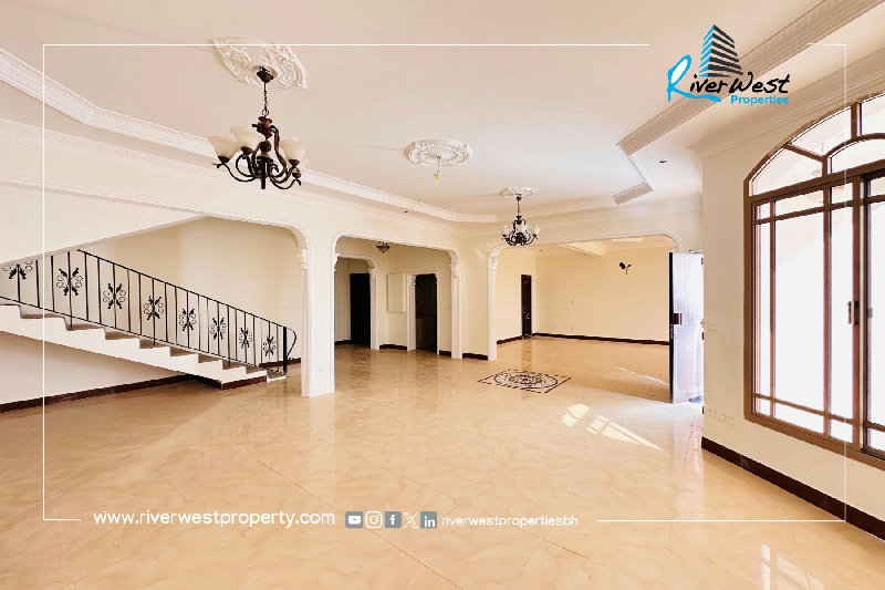 5 bedroom stand-alone villa for sale in Zinj – Slide 6