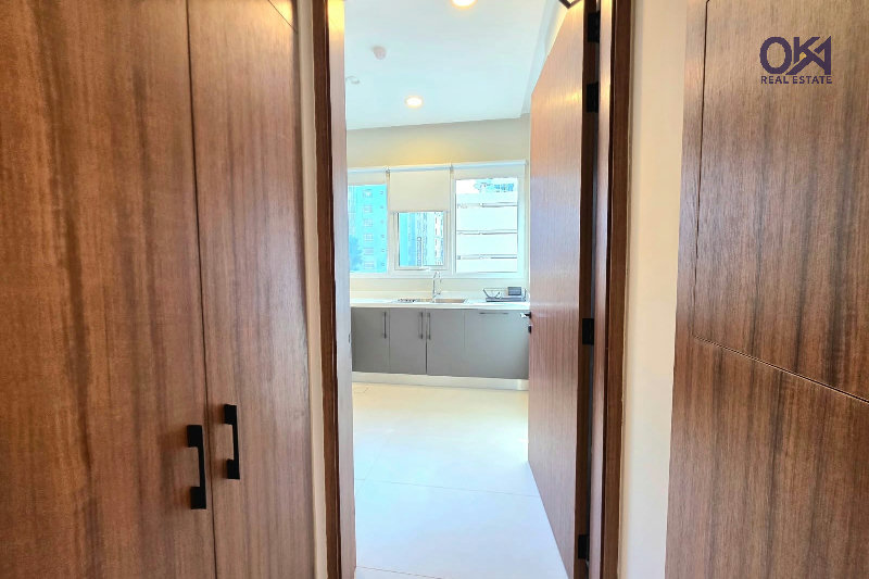 Elegant Brand New 2BR Apartment – Excellent Value – Slide 13