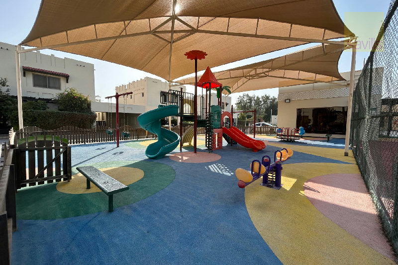 Ever popular compound villa in Janabiyah – Slide 11