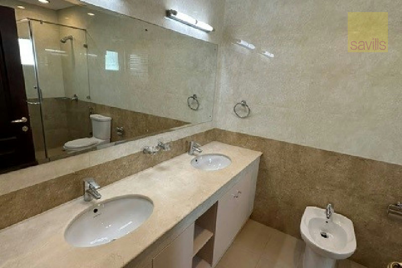 Perfectly Located | 4 Bed Villa | Popular Family Compound – Slide 8