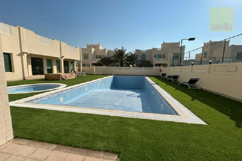 Perfectly Located | 4 Bed Villa | Popular Family Compound – Slide 9