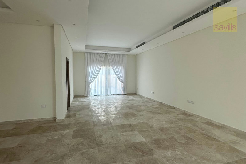 STUNNING BRAND NEW VILLA! – Slide 3