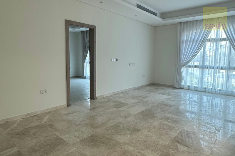 STUNNING BRAND NEW VILLA! – Slide 4