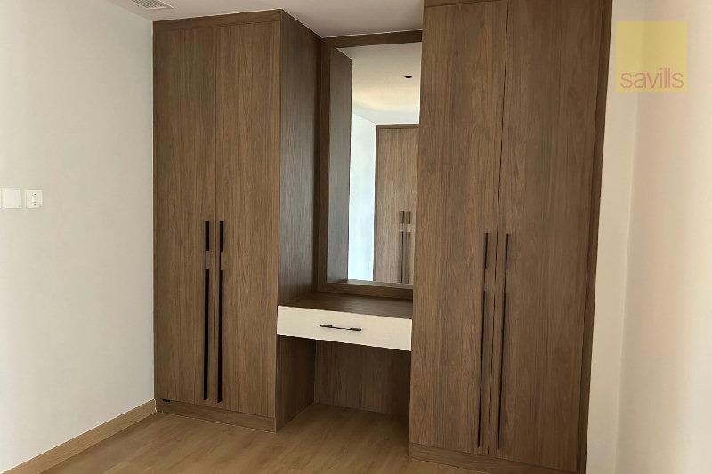 Superbly renovated villa on a green compound! – Slide 9