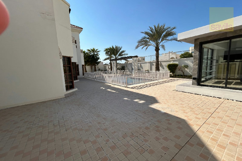 Exceptional 2 story villa with huge outdoor entertaining space – Slide 15