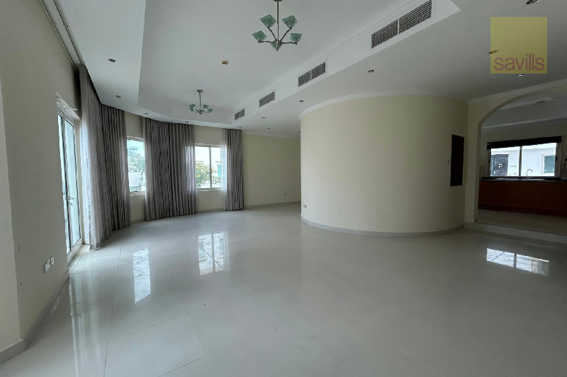 Bight & Airy Three Bed Villa on a Compound with Great Facilities – Slide 1