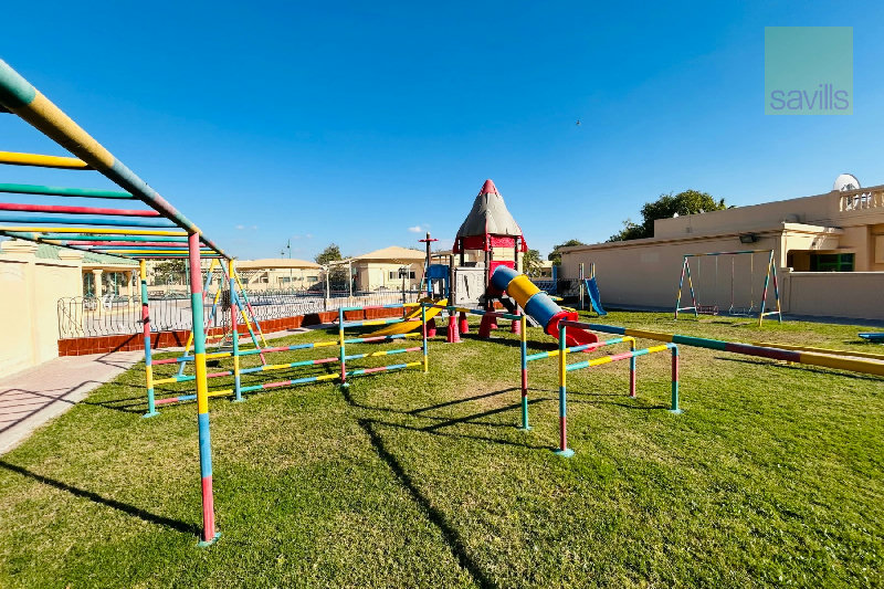 A Charming Affordable Single Story Villa – Slide 3