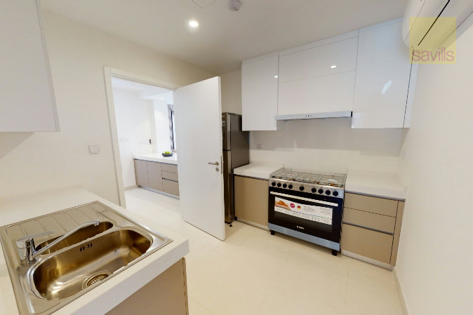 Ultra Modern Luxury Town House – Slide 3