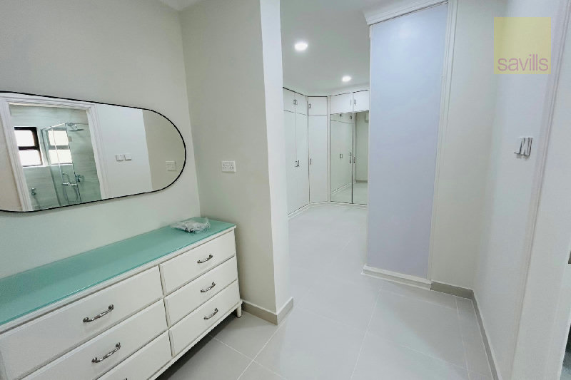 Absolutely Stunning Fully Renovated Villa Close to St Christopher's School – Slide 6