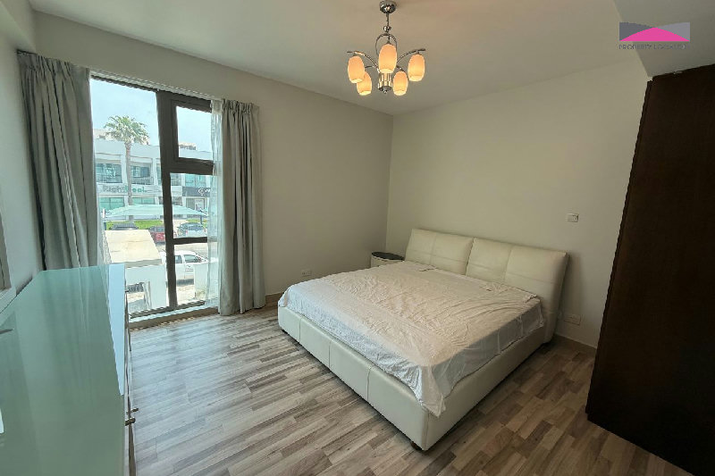 EXCEPTIONAL PRIME BEACHFRONT LOCATION WITH PRIVATE POOL – Slide 13