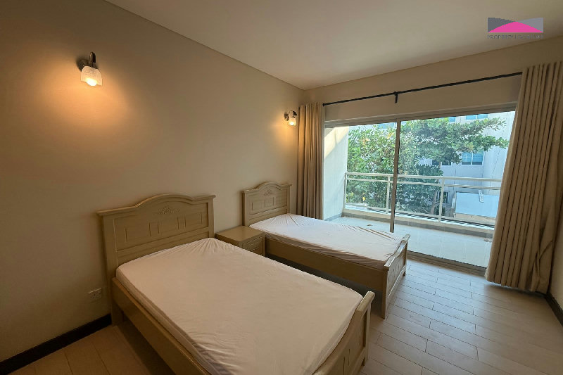 FAMILY HOME PERFECTLY SITUATED IN HEART OF AMWAJ – Slide 14