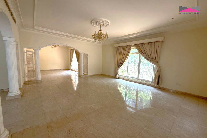 LUXURIOUS COMFORT | CONVENIENCE | EASY COMMUTING β Slide 3