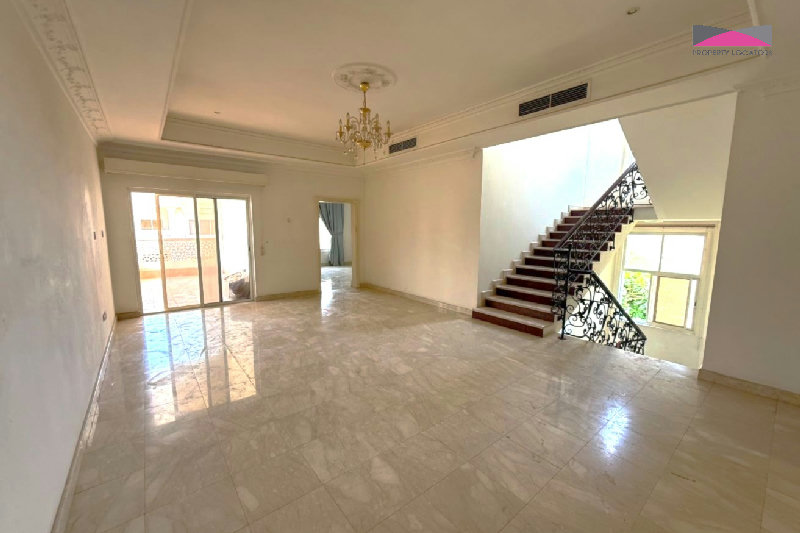 LUXURIOUS COMFORT | CONVENIENCE | EASY COMMUTING β Slide 10