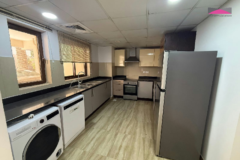 SANDY BEACH | COMMON POOL | MOVE-IN READY | MUST SEE β Slide 5