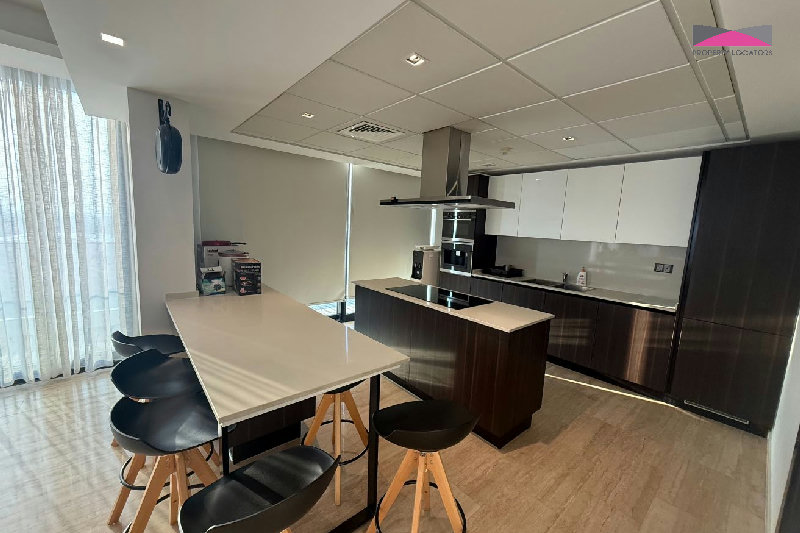 PERFECT RESIDENCE FEATURING SEA VIEW, PRIVATE POOL & BALCONY – Slide 5