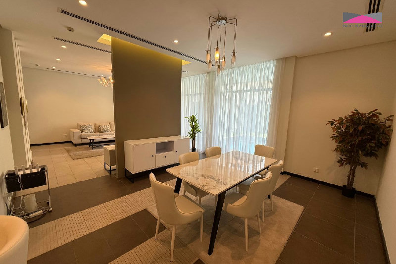 PRIVATE POOL • EXCELLENT LOCATION• NEWLY RENOVATED • READY TO MOVE IN – Slide 4