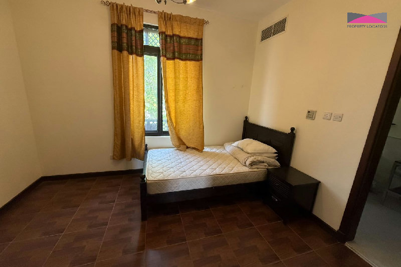 RENOVATED HOME | PRIVATE BOAT MOORING | CANAL VIEW β Slide 11