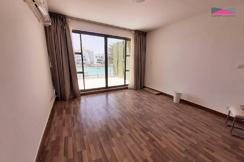 SANDY BEACH | PRIME LOCATION | PRIVATE POOL β Slide 7