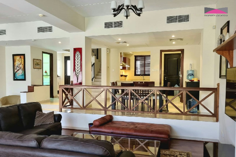 PRIVATE VILLA WITH EXPANSIVE GARDEN & BOAT MOORING – Slide 8