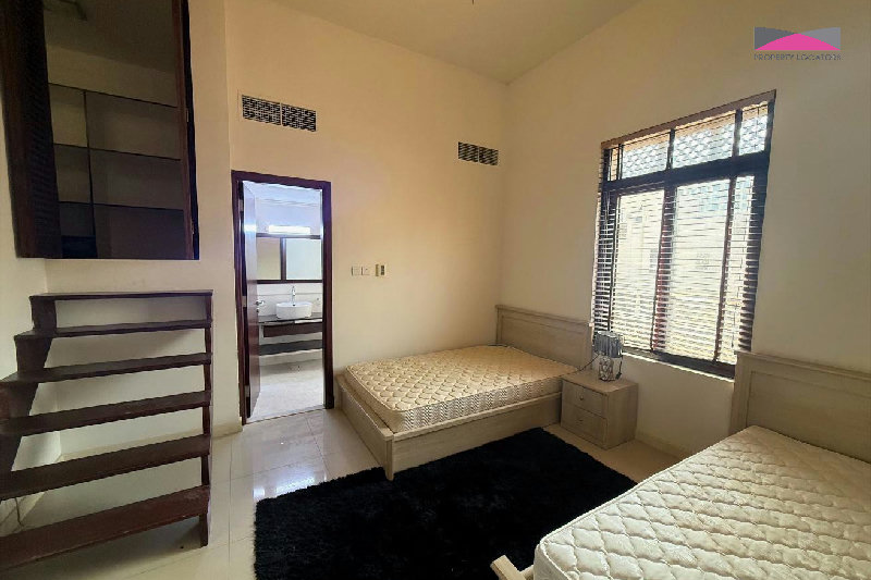 WATERFRONT | BOAT MOORING | 2.5 DEEP CANAL | MOVE-IN READY β Slide 8