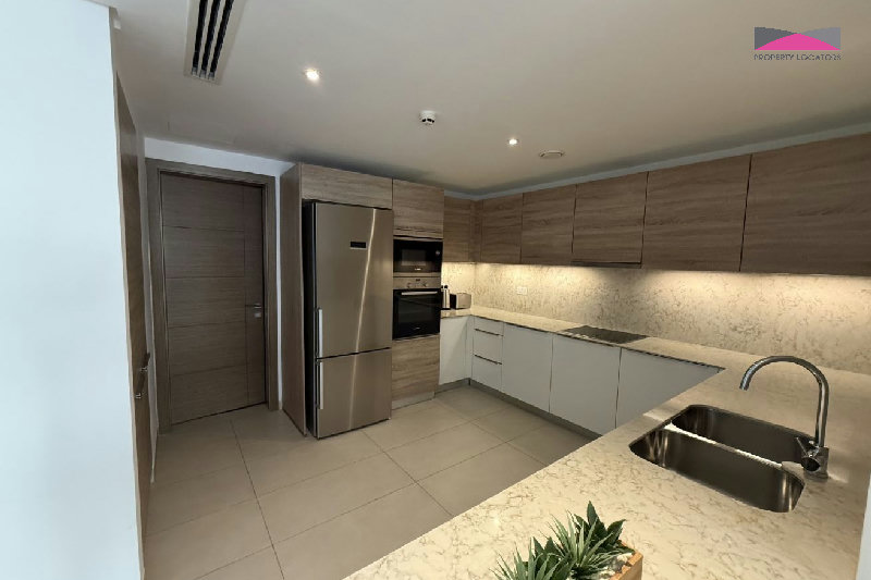 THE KEY TO FINDING A PATH TO A LUXURIOUS LIFESTYLE β Slide 5