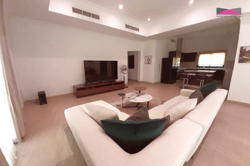 ENJOY VIBRANT LIFESTYLE | LAVISH | SPACIOUS β Slide 4