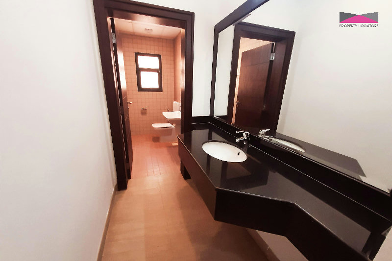 ENJOY VIBRANT LIFESTYLE | LAVISH | SPACIOUS β Slide 12