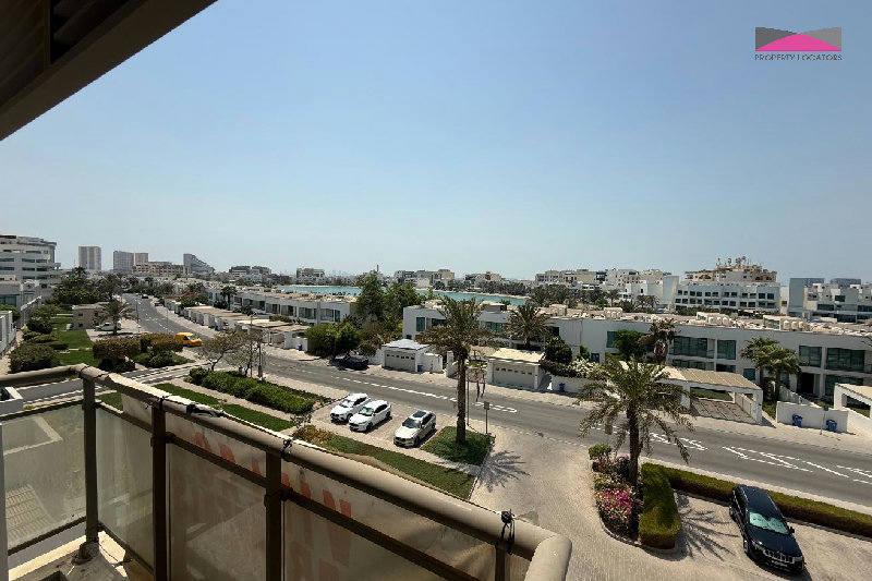 BEACHFRONT LIVING | PRIME LOCATION | BALCONIES – Slide 16