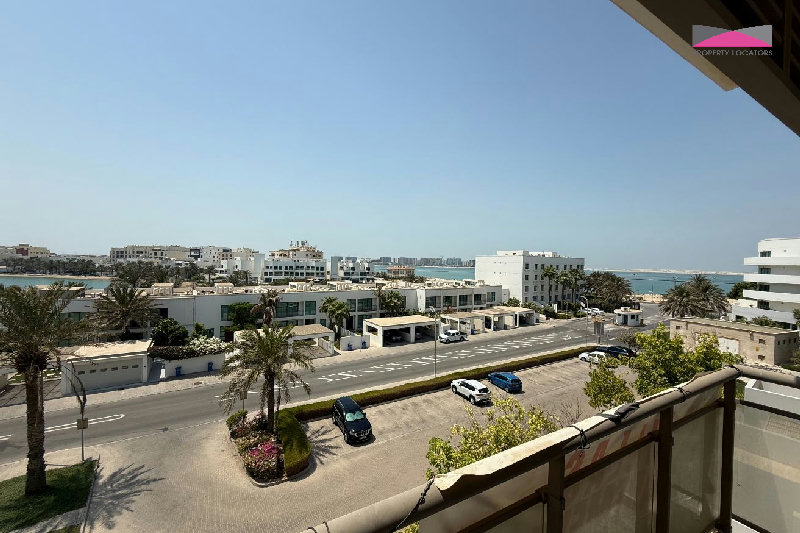 BEACHFRONT LIVING | PRIME LOCATION | BALCONIES – Slide 15