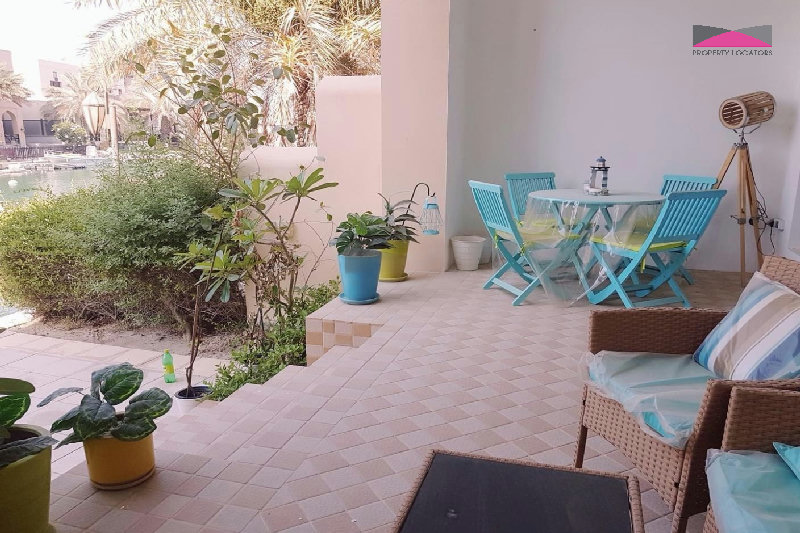 STUNNING 2 BHK WATERFRONT DUPLEX | BEACH ACCESS – Slide 9