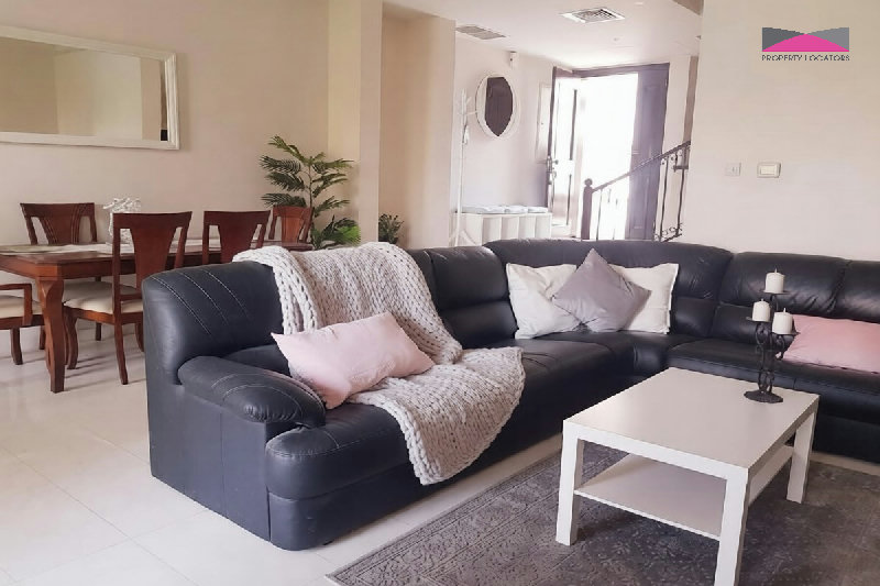 STUNNING 2 BHK WATERFRONT DUPLEX | BEACH ACCESS – Slide 5