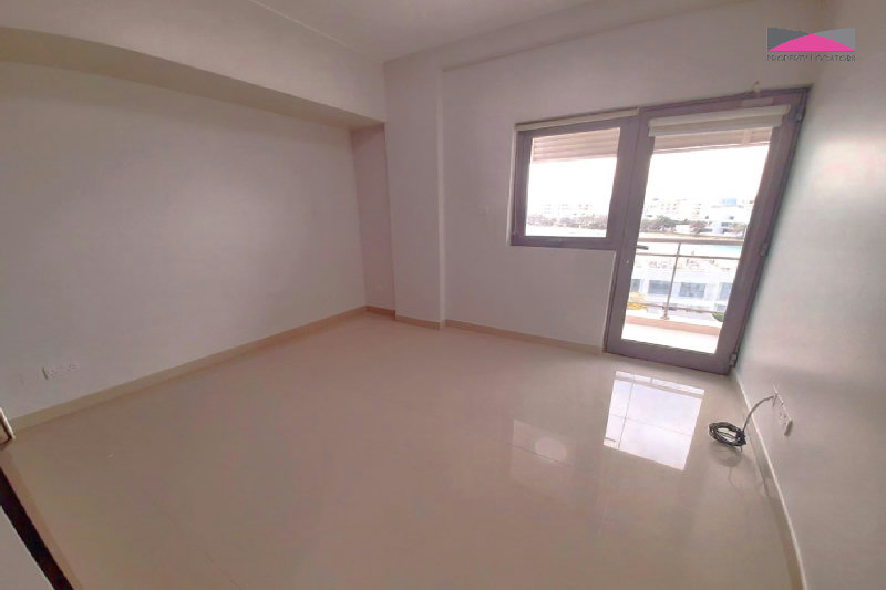 ELEGANT SEA VIEW DUPLEX | LARGE TERRACE | GREAT FACILITIES – Slide 9