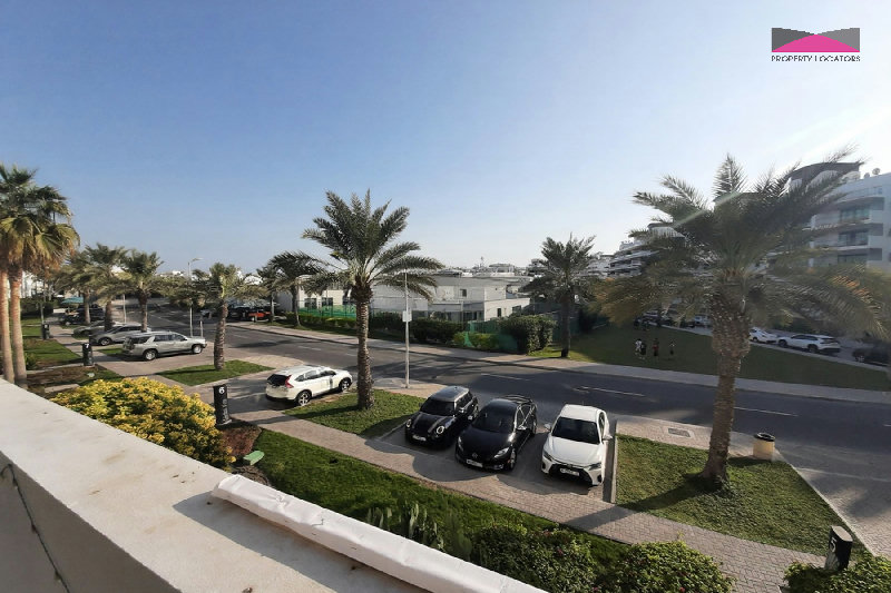 MODERN COASTAL LIVING | SEA VIEW | BALCONY | GREAT FACILITIES – Slide 1