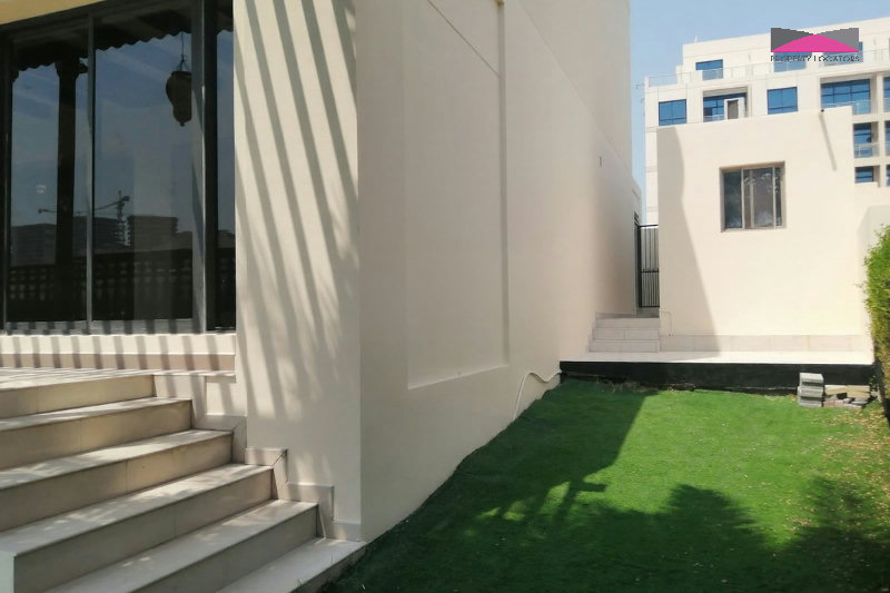 GARDEN VILLA WITH CANAL VIEW | PRIVATE BOAT MOORING | MOVE-IN-READY – Slide 4