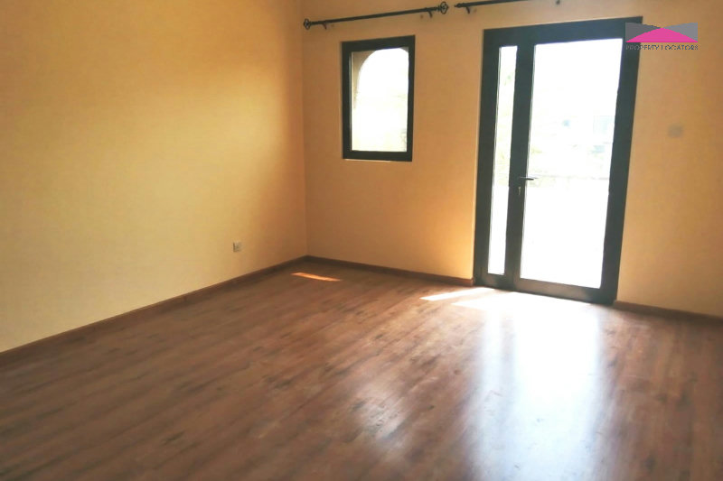 GARDEN VILLA WITH CANAL VIEW | PRIVATE BOAT MOORING | MOVE-IN-READY – Slide 9