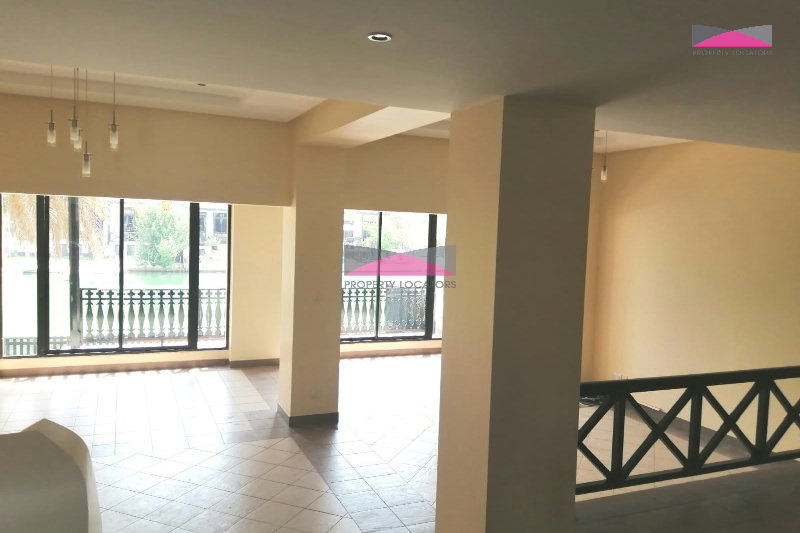 GARDEN VILLA WITH CANAL VIEW | PRIVATE BOAT MOORING | MOVE-IN-READY – Slide 8