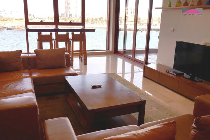 EXECUTIVE COASTAL LIVING | SEA VIEW | BALCONY – Slide 2