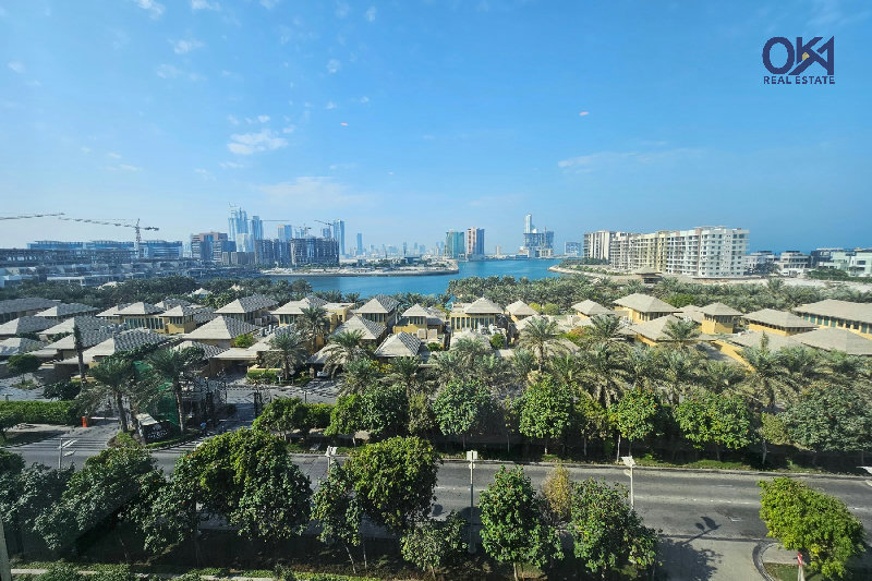 HIGH FLOOR * RESORT AND SEA VIEW * SEMI FURNISHED – Slide 2