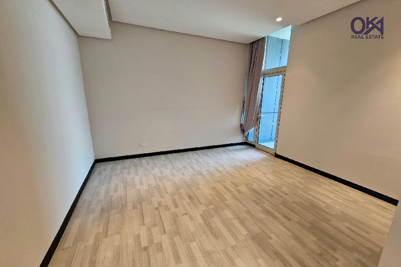 HIGH FLOOR * RESORT AND SEA VIEW * SEMI FURNISHED – Slide 13