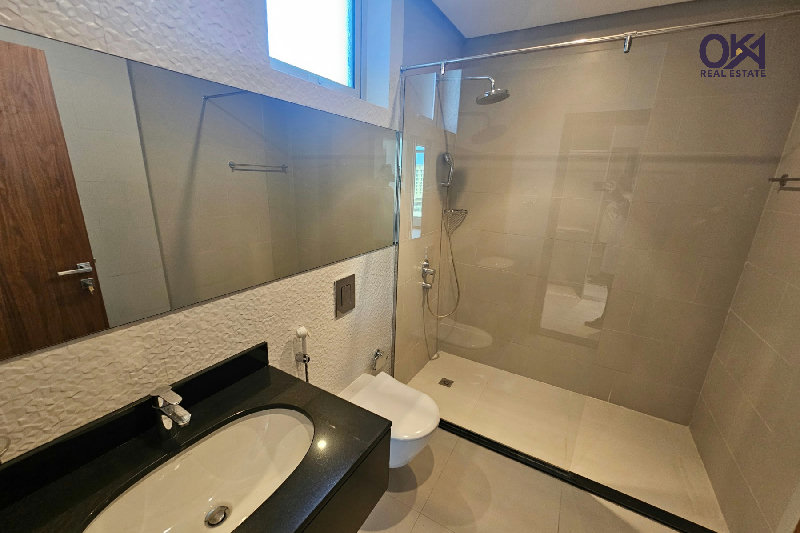 HIGH FLOOR * RESORT AND SEA VIEW * SEMI FURNISHED – Slide 12